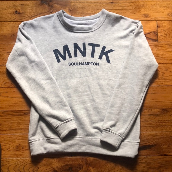 soulcycle Sweaters - SoulCycle “MNTK SOULHAMPTON” crewneck